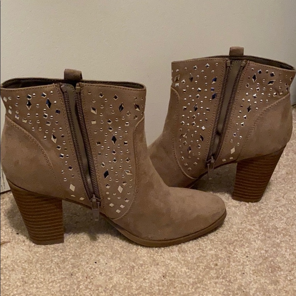 Jennifer Lopez boots